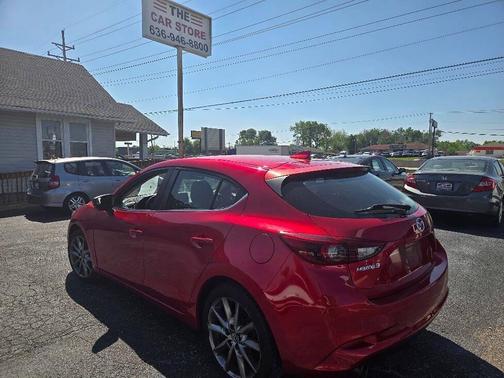 Soul Red Metallic 2018 Mazda Mazda3 Grand Touring