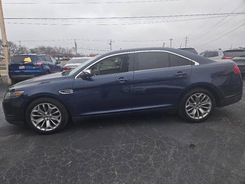 2016 Ford Taurus Limited