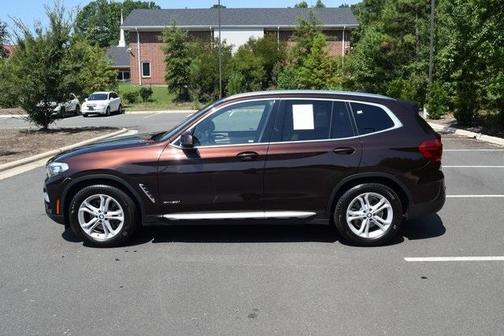 Photo 2 of 35 of 2018 BMW X3 xDrive30i