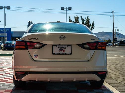 White 2024 Nissan Altima 2.5 SV