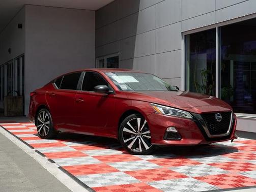 2020 Nissan Altima 2.5 SR