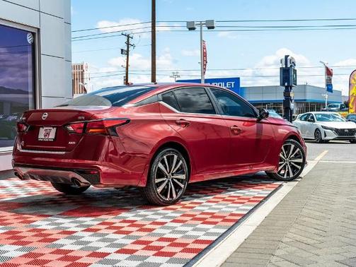 2020 Nissan Altima 2.5 SR