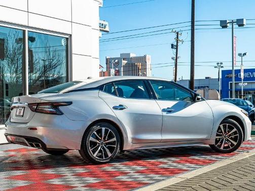 Brilliant Silver Metallic 2023 Nissan Maxima SV