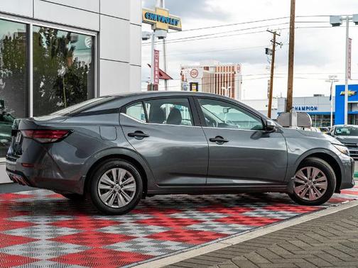 Gun Metallic 2025 Nissan Sentra S