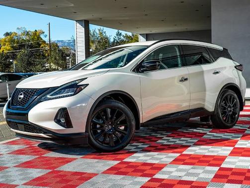 2023 Nissan Murano SV