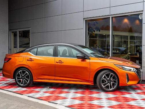 2025 Nissan Sentra SR