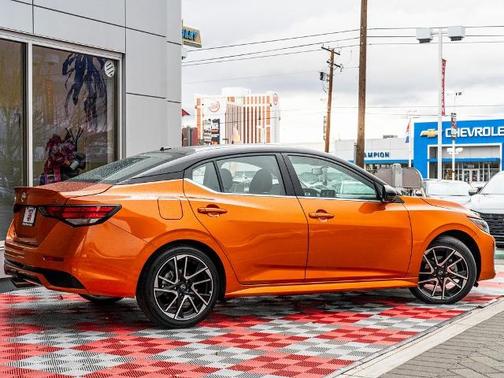 2025 Nissan Sentra SR