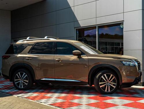 Baja Storm 2024 Nissan Pathfinder Platinum