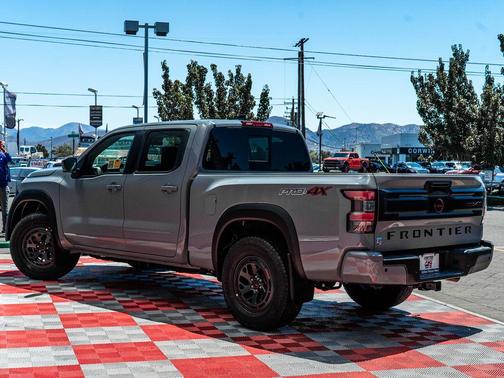 Boulder Gray Pearl 2026 Nissan Frontier PRO-4X