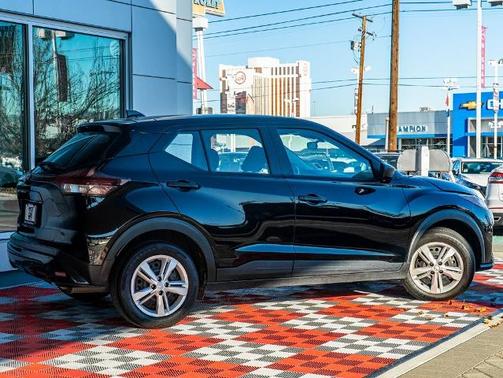 2024 Nissan Kicks S