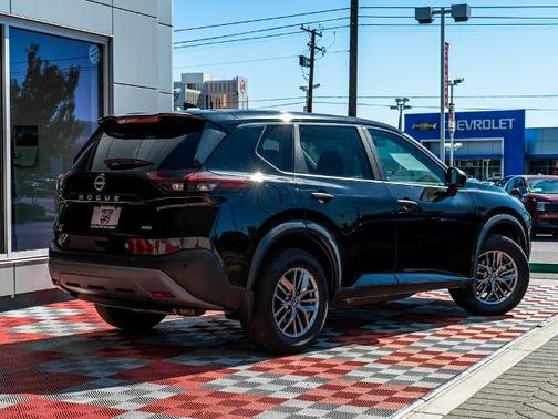 2023 Nissan Rogue S