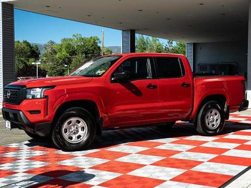 2024 Nissan Frontier S