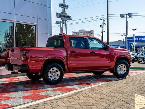 2024 Nissan Frontier S