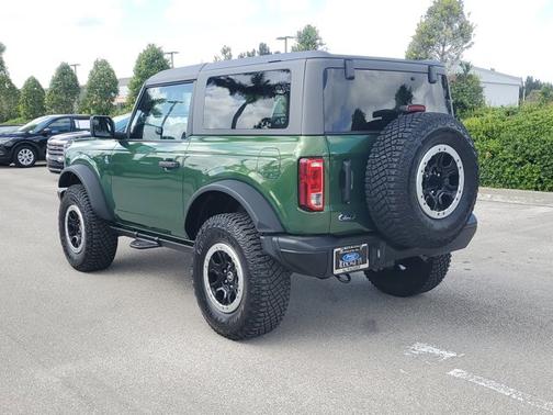 2024 Ford Bronco BLACK DIAMOND