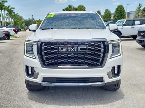 White Frost Tricoat 2023 GMC Yukon XL DENALI ULTIMATE