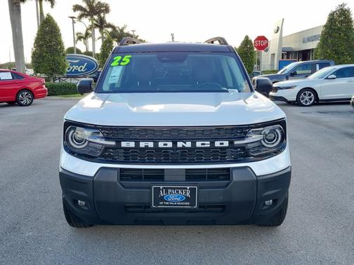 OXFORD WHITE 2025 Ford Bronco Sport OUTER BANKS