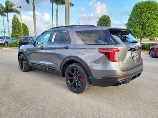CARBONIZED GRAY METALLIC 2022 Ford Explorer ST