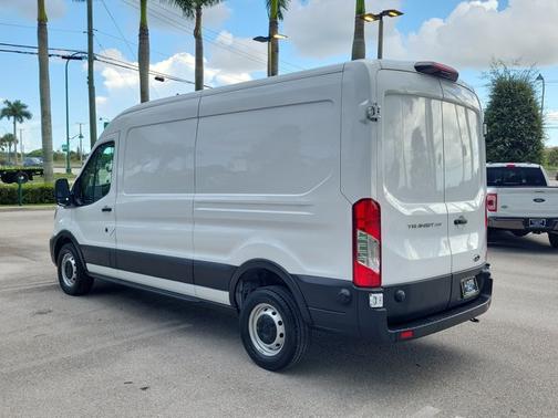 OXFORD WHITE 2024 Ford Transit-250 148 WB MEDIUM ROOF CARGO