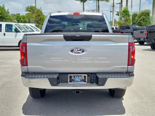 ICONIC SILVER METALLIC 2025 Ford F-150 XLT