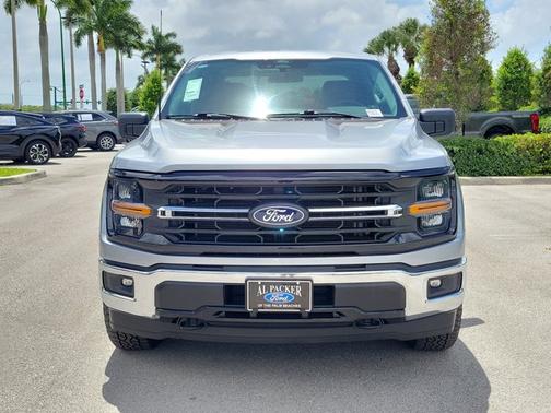 ICONIC SILVER METALLIC 2025 Ford F-150 XLT