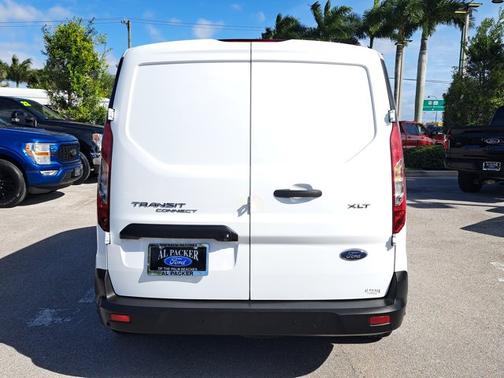 2022 Ford Transit Connect XLT