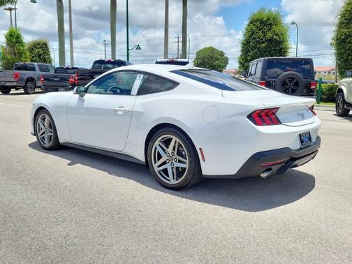 OXFORD WHITE 2024 Ford Mustang ECOBOOST