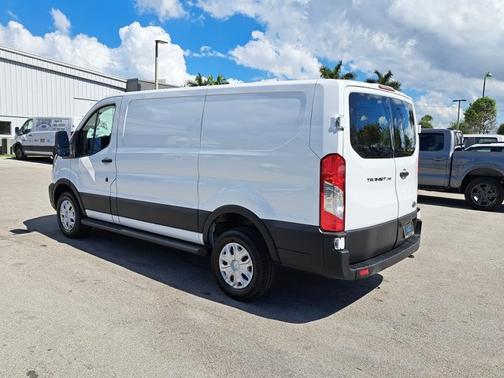 2023 Ford Transit-250 BASE