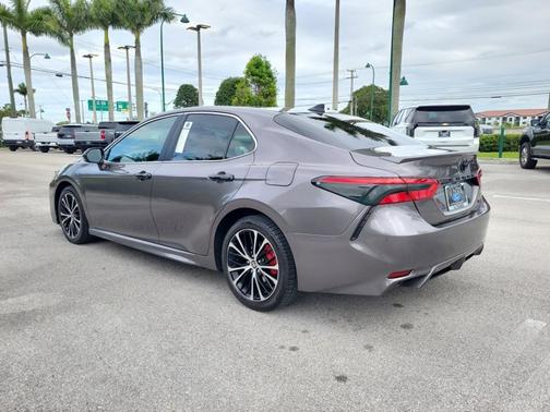 Predawn Gray Mica 2020 Toyota Camry SE