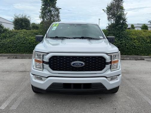 SPACE WHITE METALLIC 2022 Ford F-150 XL