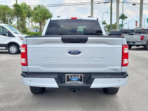 SPACE WHITE METALLIC 2022 Ford F-150 XL