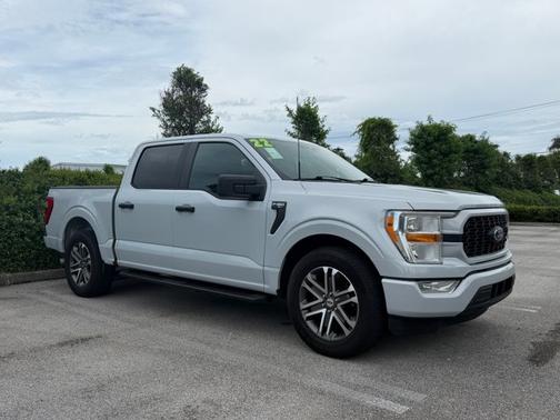 SPACE WHITE METALLIC 2022 Ford F-150 XL