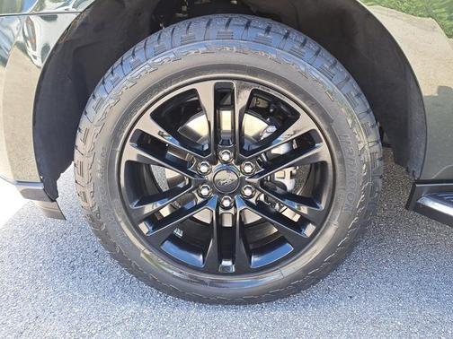 2023 Ford Expedition XLT