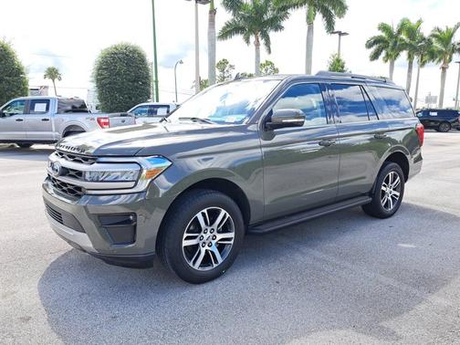 2024 Ford Expedition XLT