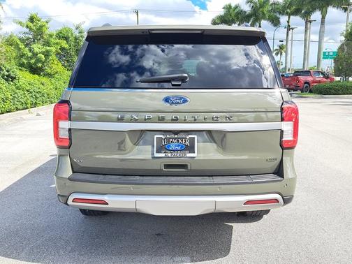 2024 Ford Expedition XLT