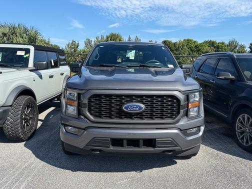 CARBONIZED GRAY METALLIC 2023 Ford F-150 XL