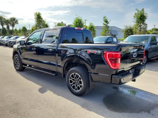 AGATE BLACK METALLIC 2023 Ford F-150 XLT