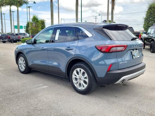 VAPOR BLUE METALLIC 2023 Ford Escape ACTIVE