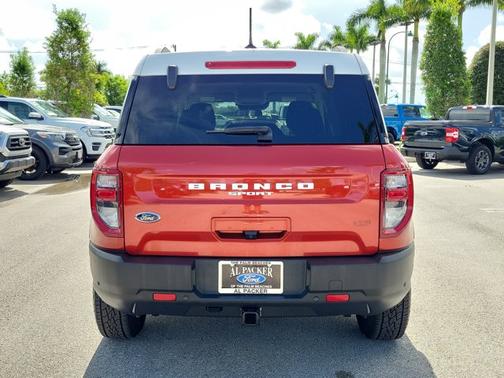 HOT PEPPER RED METALLIC TC 2024 Ford Bronco Sport HERITAGE