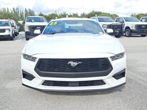 2025 Ford Mustang ECOBOOST