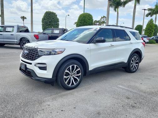 STAR WHITE MET TRI-COAT 2022 Ford Explorer ST-LINE