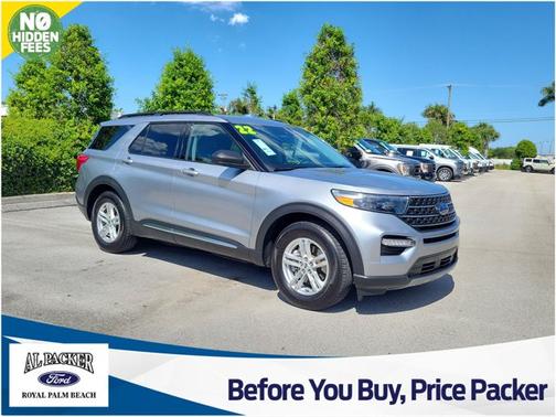 ICONIC SILVER METALLIC 2022 Ford Explorer XLT