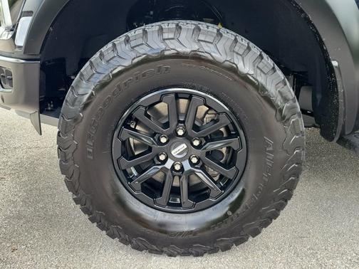 ANTIMATTER BLUE METALLIC 2026 Ford F-150 RAPTOR