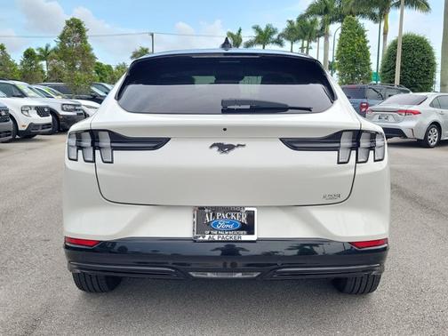 STAR WHITE MET TRI-COAT 2023 Ford Mustang Mach-E PREMIUM
