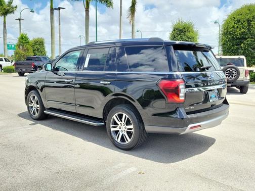 AGATE BLACK METALLIC 2022 Ford Expedition LIMITED