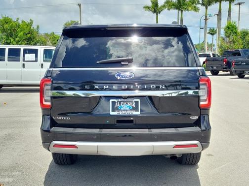 AGATE BLACK METALLIC 2022 Ford Expedition LIMITED