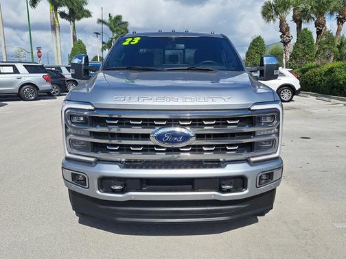 2023 Ford F-250 PLATINUM