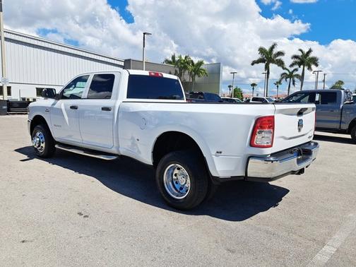 2019 RAM 3500 TRADESMAN