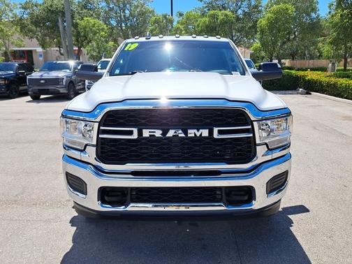 2019 RAM 3500 TRADESMAN