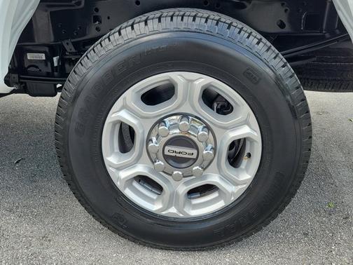 OXFORD WHITE 2025 Ford F-250 XLT