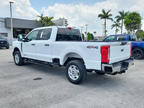 OXFORD WHITE 2025 Ford F-250 XLT